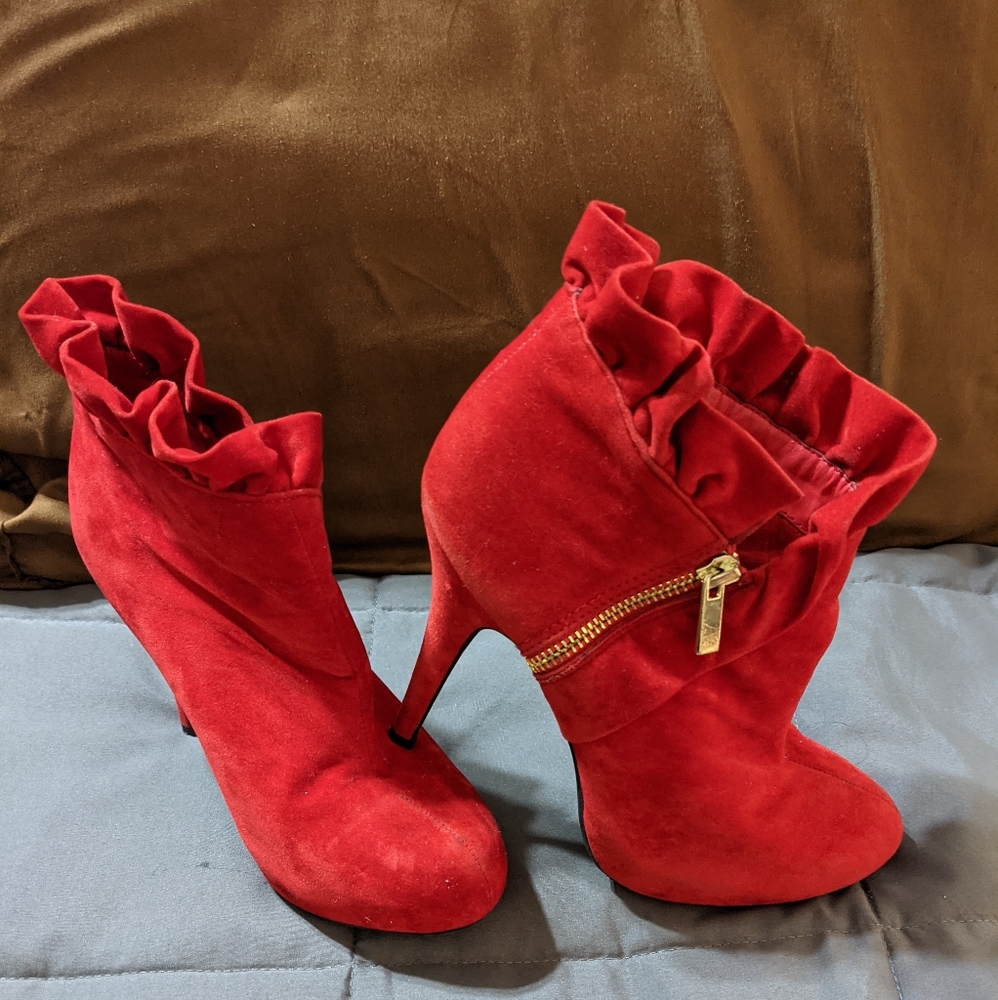 Bamboo red velvet  heels